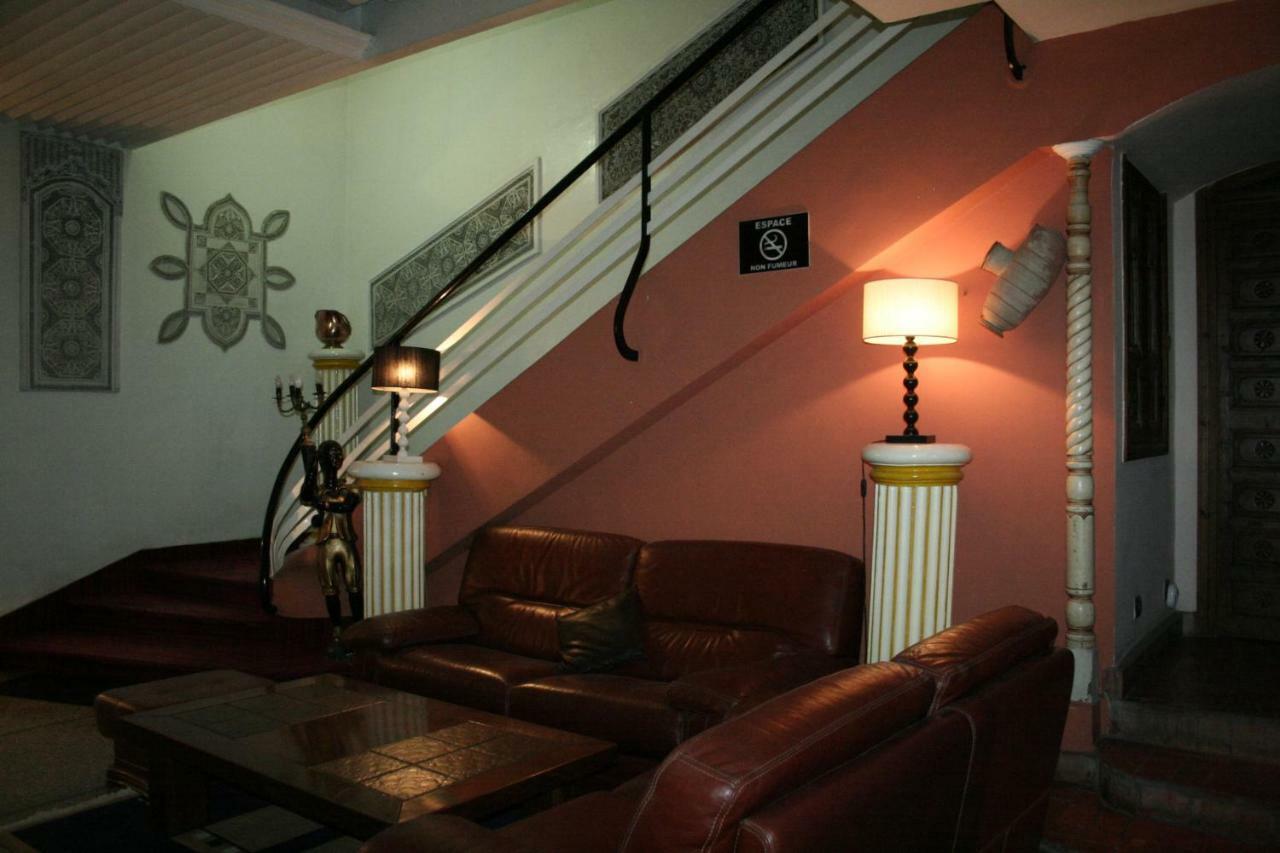 Ambassy Hotel Kenitra Exterior photo